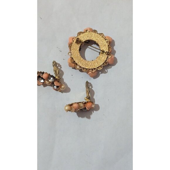 Vintage Weiss Floral Rhinestone & Pearl Brooch & Clip-On Earrings Set - Picture 6 of 7